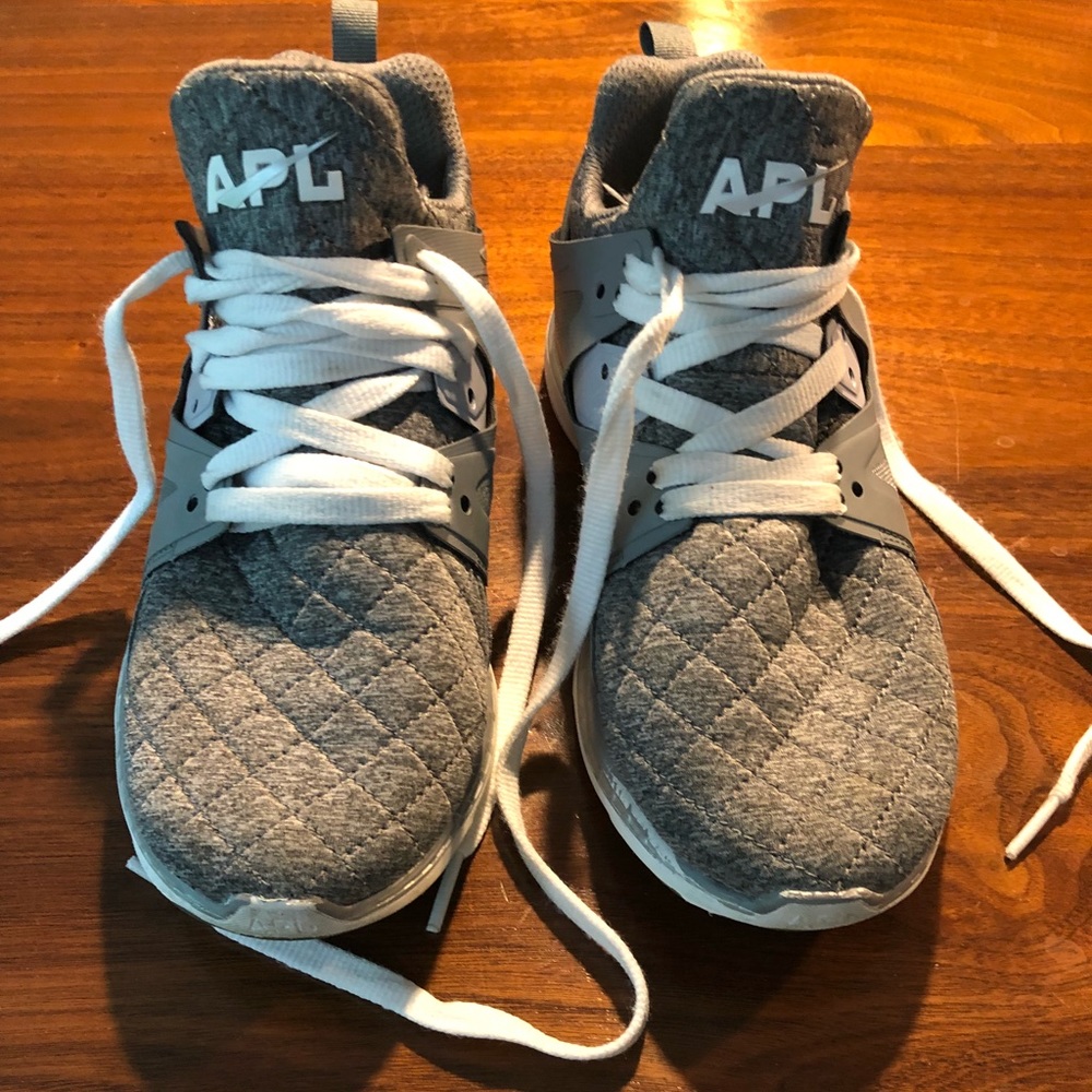 Women’s APL Ascend Gray Sneakers size 6